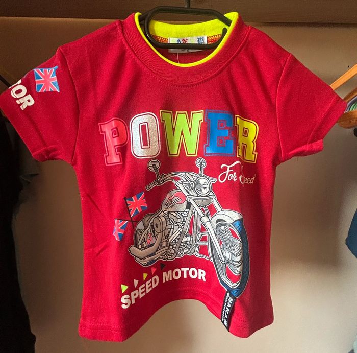 TEE shirt motif moto taille 2 ans