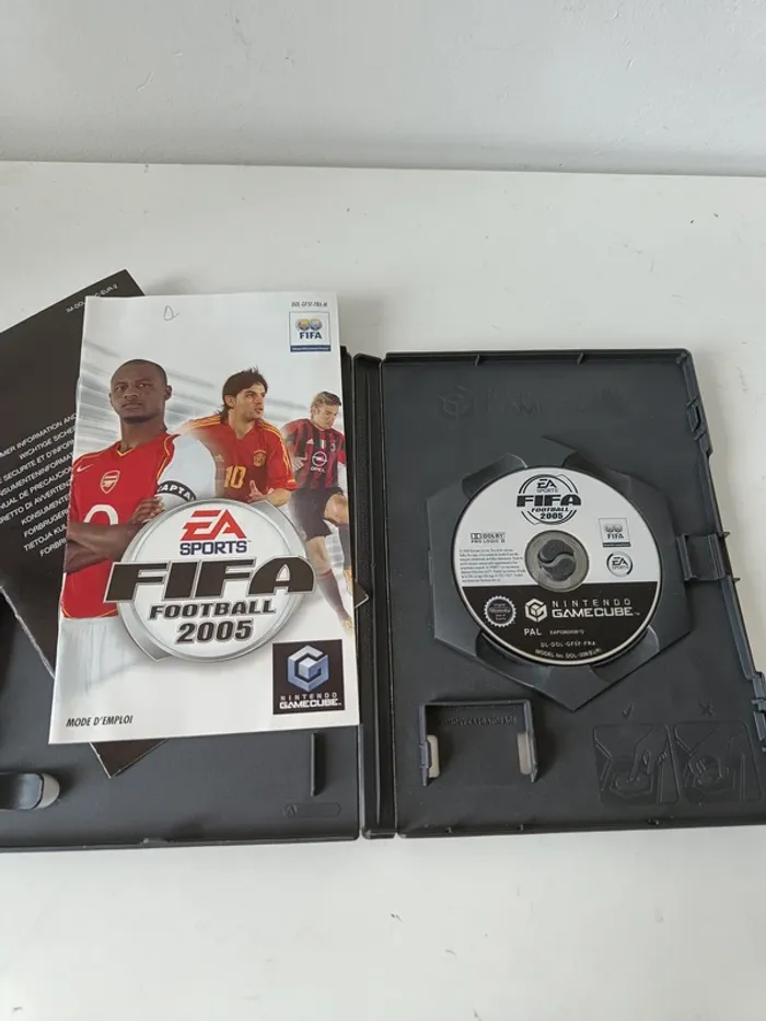 FIFA Football 2005 – Nintendo GameCube – Complet - photo numéro 2