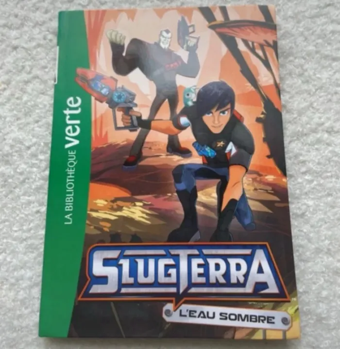 Livre Slugterra L’eau Sombre bibliothèque verte 8-10 ans en bon état