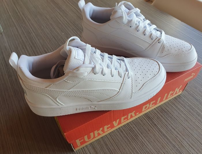 Superbe paire de  baskets Puma 🖤 - photo numéro 3