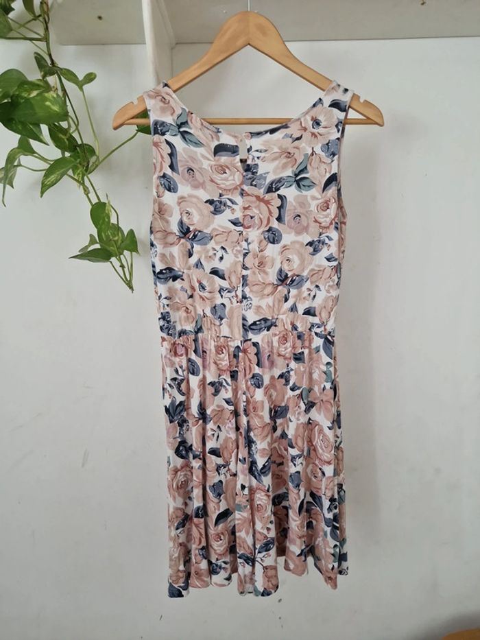 Robe d'été fleurie - photo numéro 4