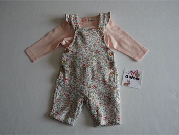 Ensemble Tape à l'oeil 3 mois : Salopette courte en sweat fleurie + Haut rose fantaisie