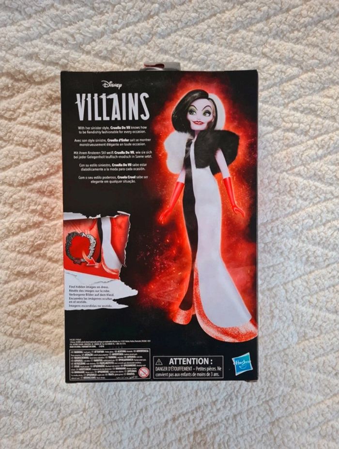Disney princess poupée Cruella d'enfer Disney Villains collector - photo numéro 2