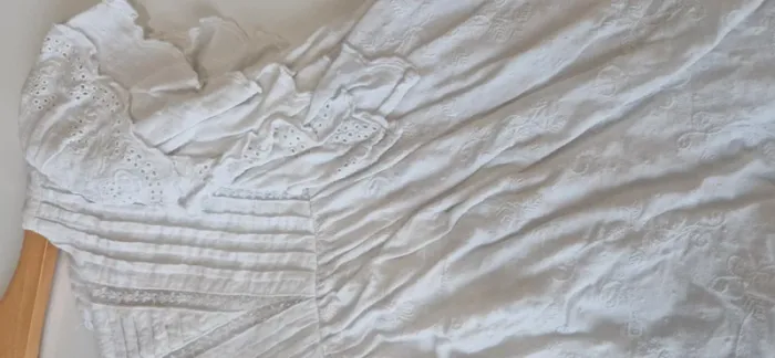 Robe broderie zara - photo numéro 2