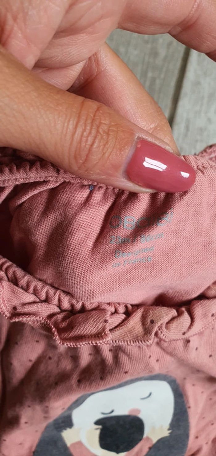 Tshirt Obaïbi 2 ans en très bon état - photo numéro 3