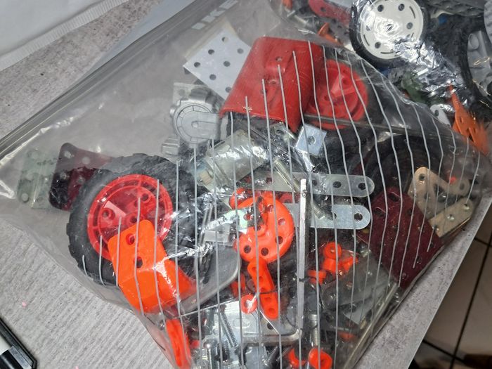 Lot de pièces détachées meccano - photo numéro 3