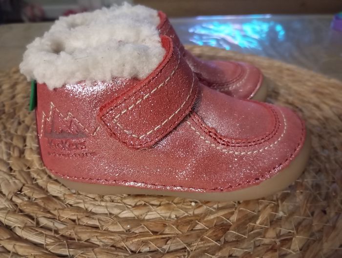 Kickers neuves pour fille en taille 21 - photo numéro 2