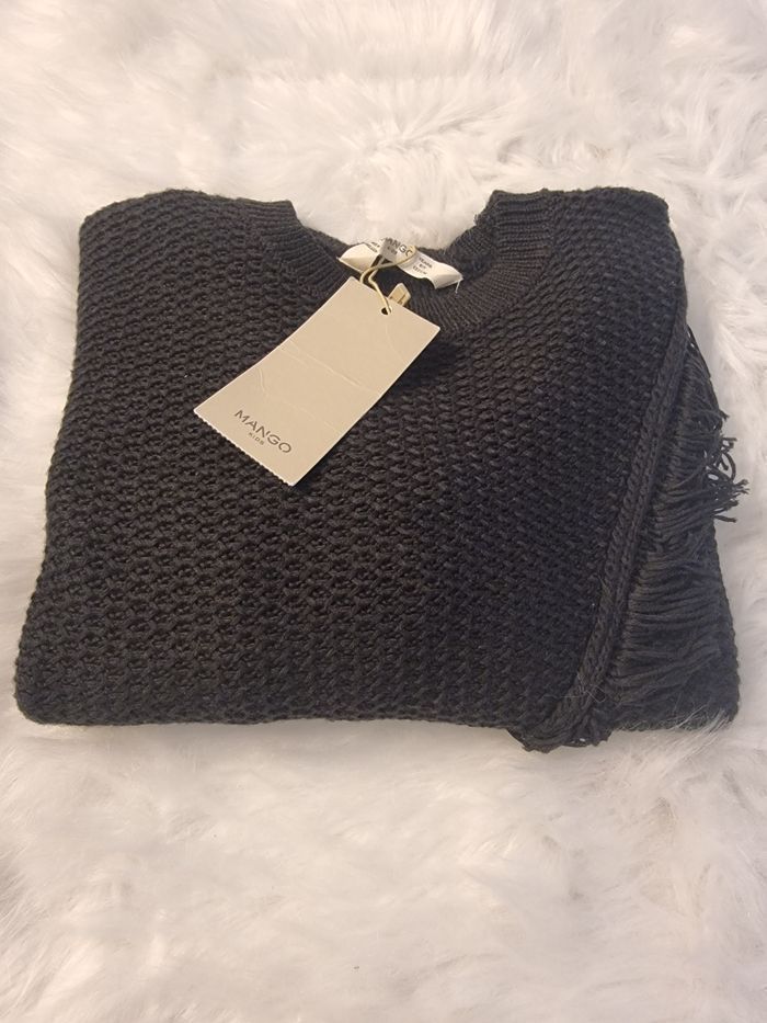 NEUF (non porté)💜🏷😍🤩 superbe pull 7 ans fille💜😍🤩🩷 - photo numéro 2