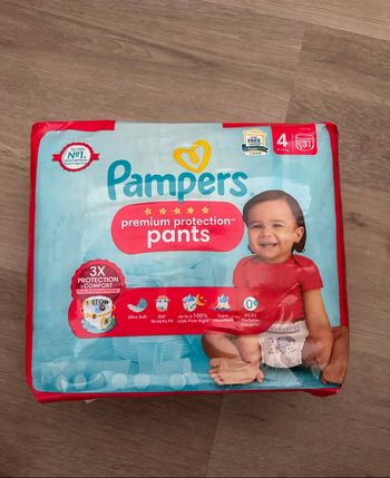 1 paquets Pampers premium protection taille 4 pants