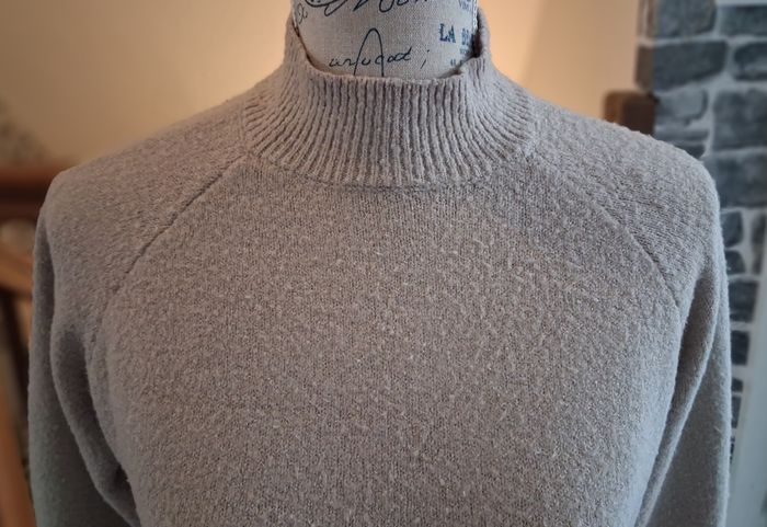 Pull court beige - photo numéro 2
