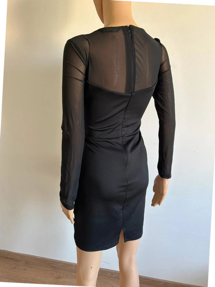 Robe noire et argentée à manches longues Lipsy London taille 38 jamais portée - photo numéro 8