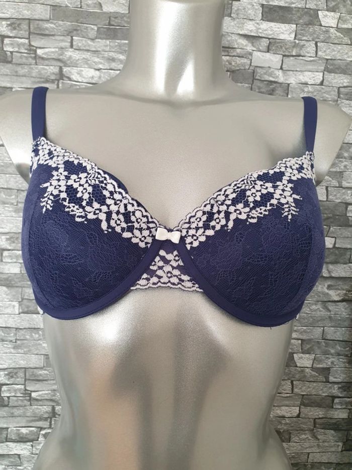 Soutien gorge ampliforme T85/D