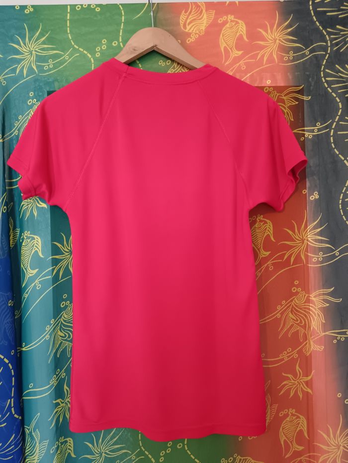 Lot de 2 tee shirt S/M neuf - photo numéro 4