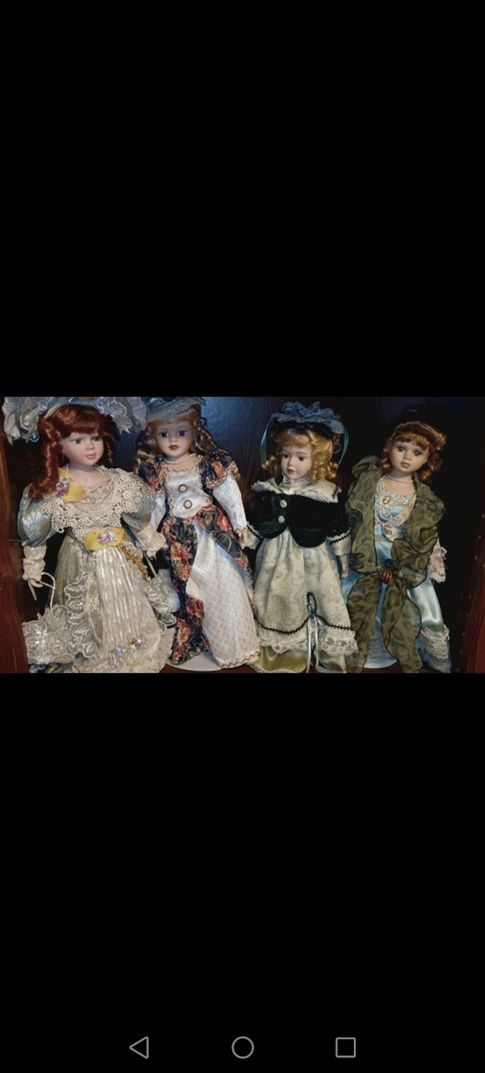 Poupée en porcelaine - photo numéro 2