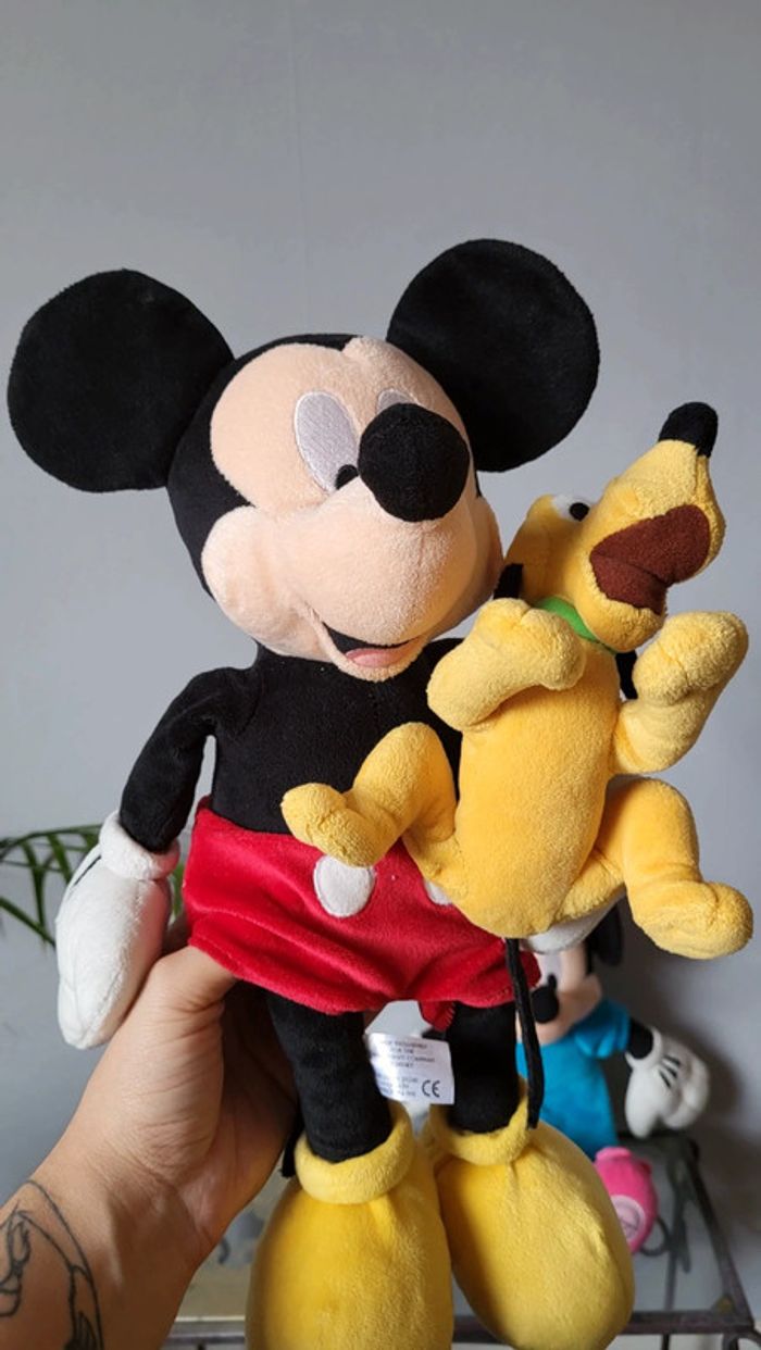 Mickey Minnie Pluto Peluches - photo numéro 4