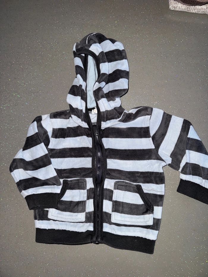 Lot de 4 gilets hiver 12 mois - photo numéro 3