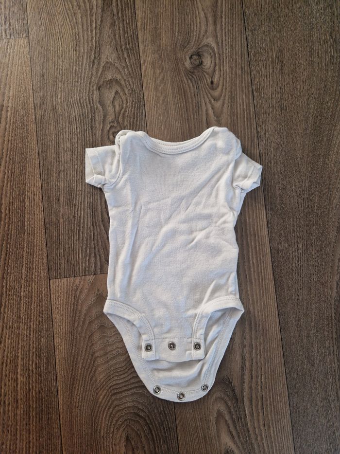 Lot de 9 bodies - photo numéro 7