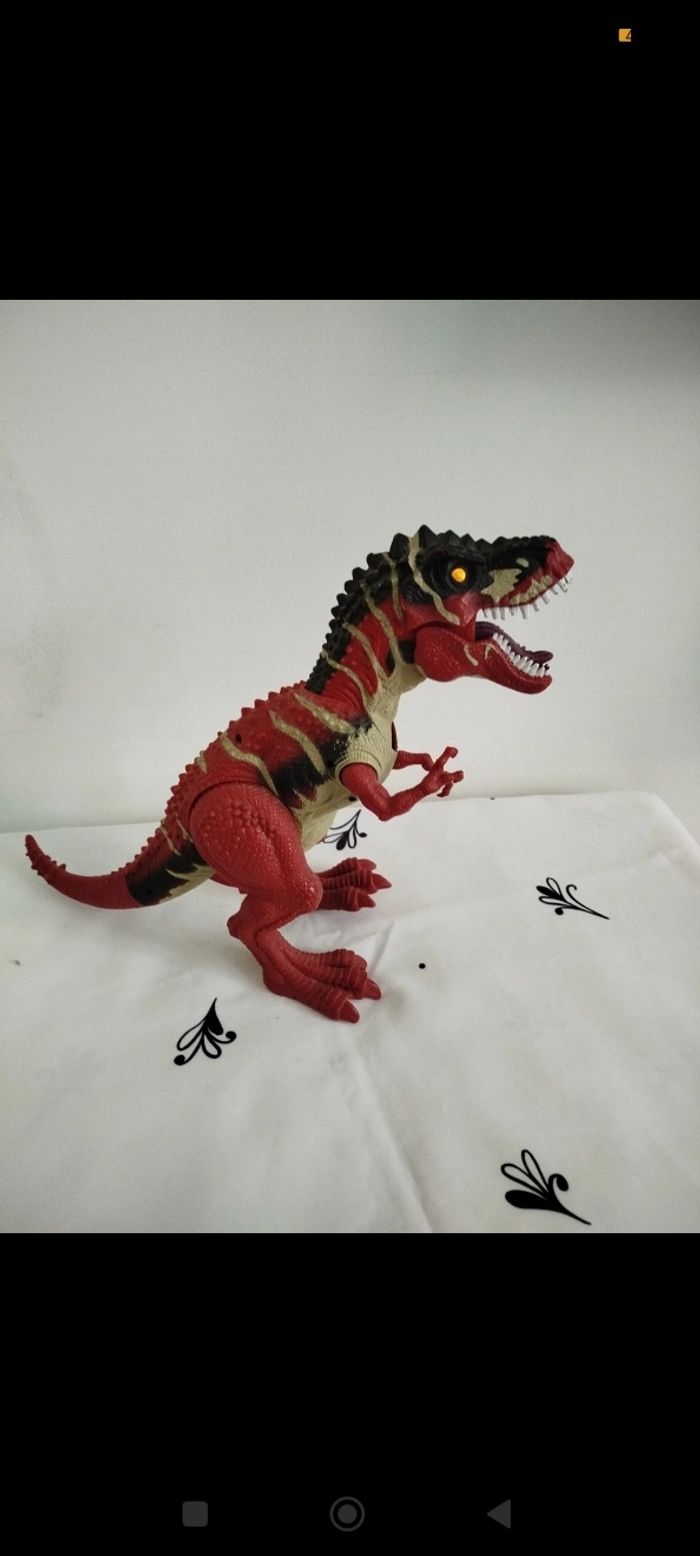 Tyrannosaure Rex rouge et noir articulé lumineux et sonore Chap Mei Plastic Toys - photo numéro 3