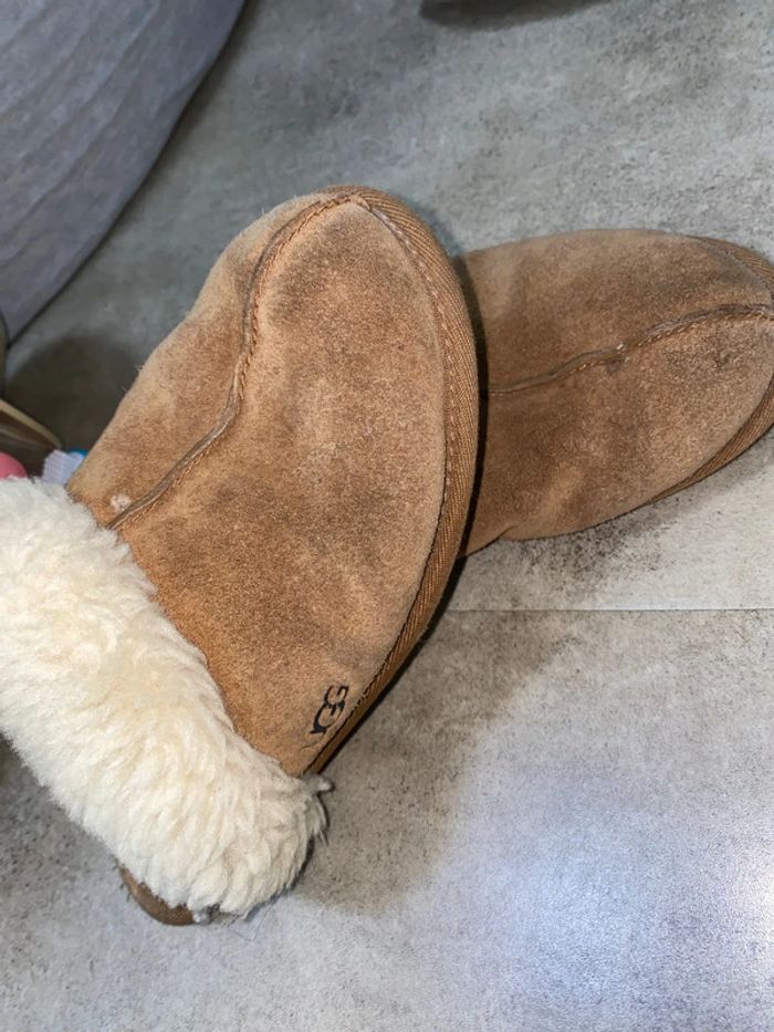 Chausson ugg taille 38 - photo numéro 2