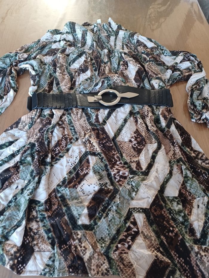 Robe ou tunique - photo numéro 2