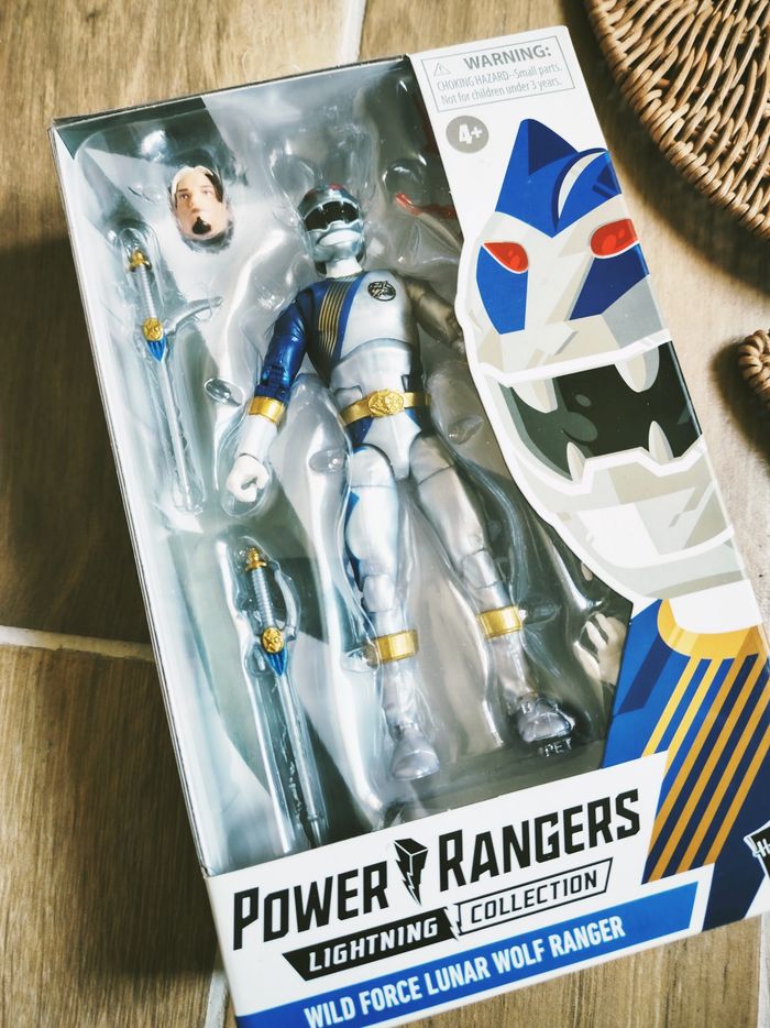 🙅 Power rangers Wild force Lightning collection figurine Lunar force ranger - Merrick Loup solitaire - photo numéro 2