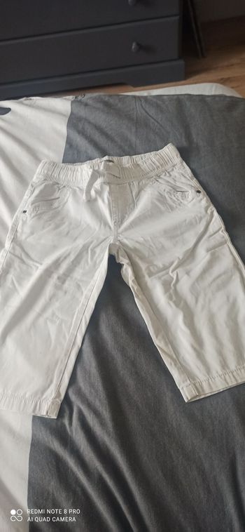 Lot de bermudas et shorts 8 ans