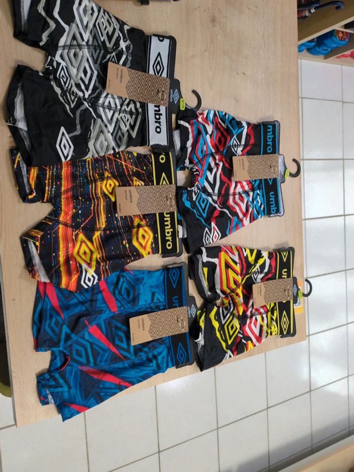 Lot de 5 boxers umbro taille 8/10 ans