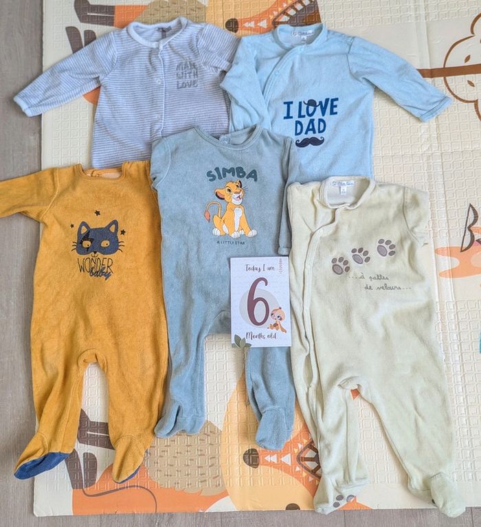 Lot de 5 pyjamas velours taille 6 mois - photo numéro 2