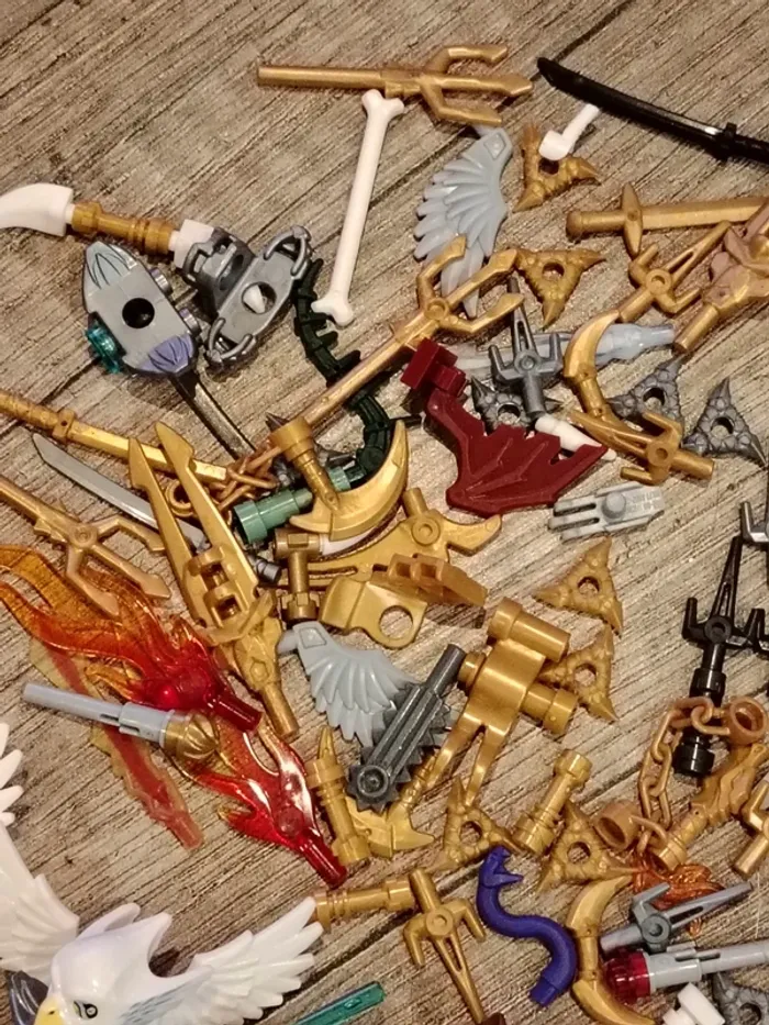 Lot vrac lego chima figurines armes drapeaux - photo numéro 10