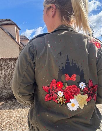 Magnifique veste Disney fleurs & strass – Taille S – unique