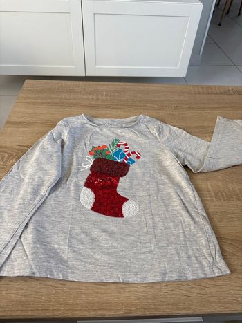T shirt noël tex 7/ 8 ans