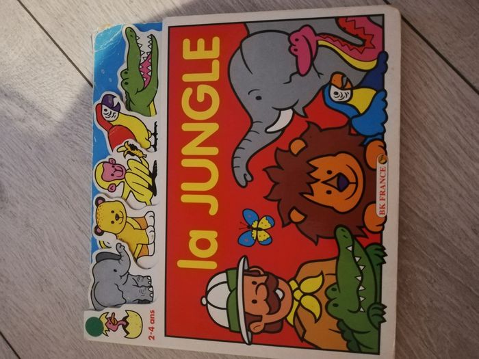 Livre cartonné la jungle