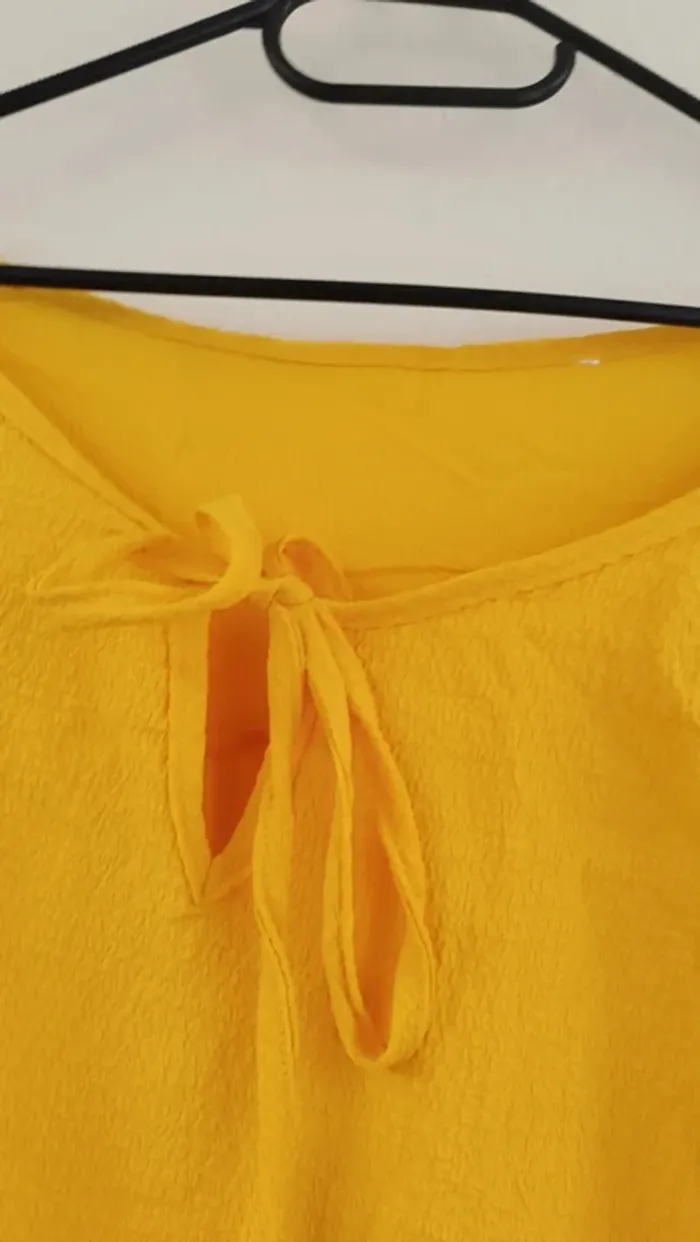 Tunique jaune - Made in Italy - taille 54 - photo numéro 4