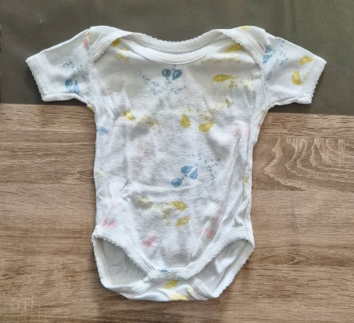Lot 3 bodies manches courtes - Jacadi / Influx - 6 mois - photo numéro 3
