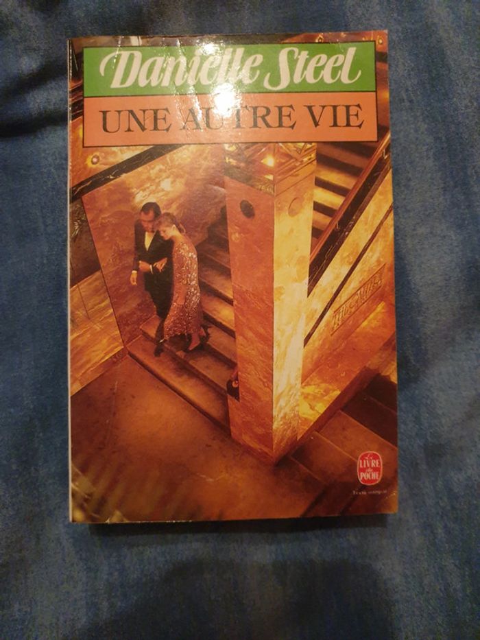 Magnifique roman D steel