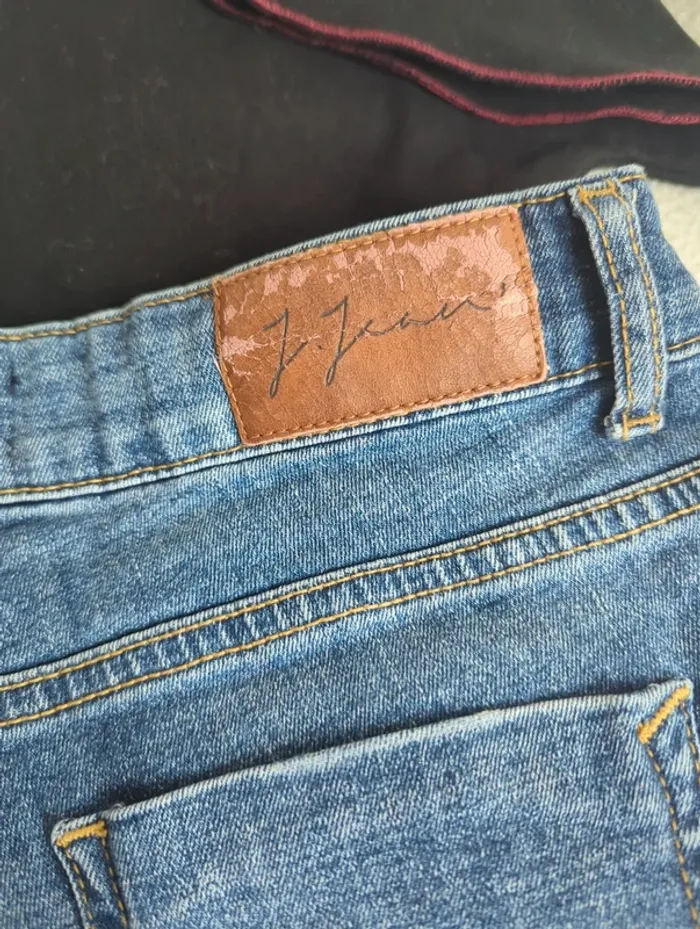 Short en jean Jennyfer taille s au 36 - photo numéro 4