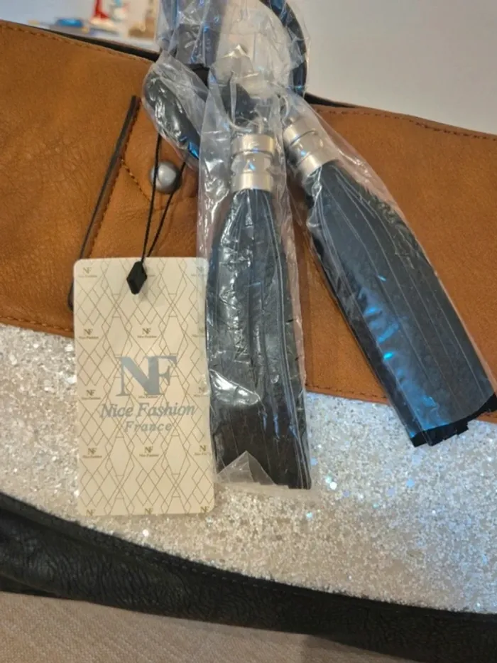 Très joli sac cabas pour l'automne, neuf, marron argenté noir paillettes - photo numéro 7