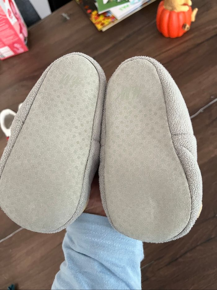 Pantoufles / chaussons  Panpan H&M - photo numéro 2