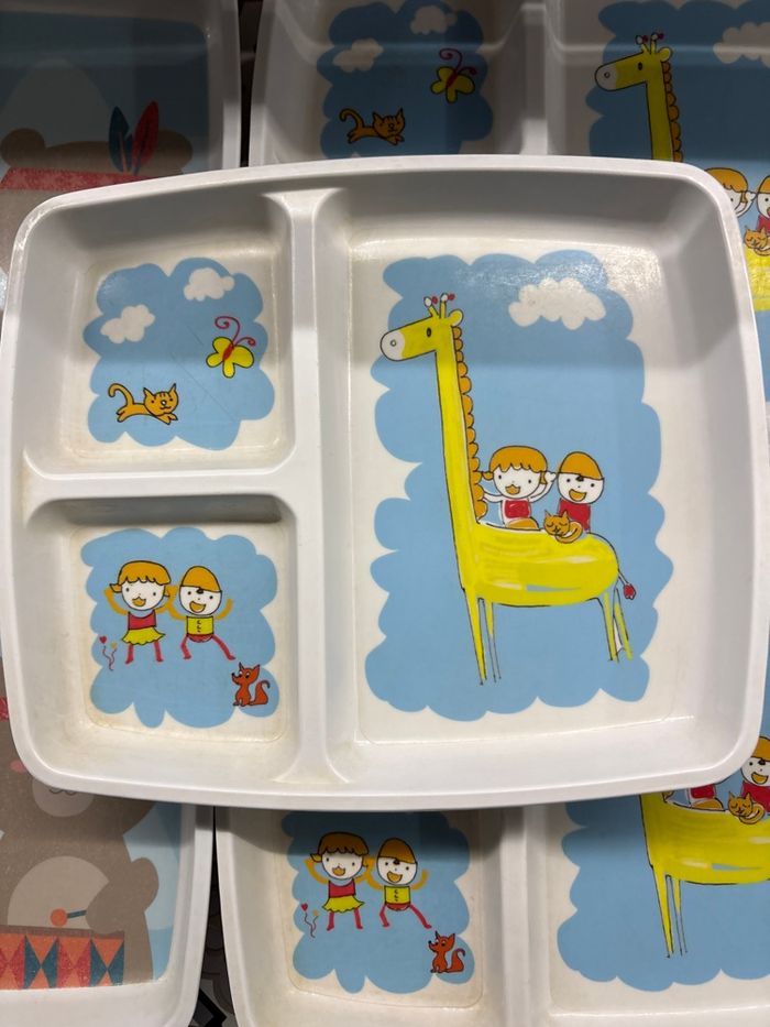 Lots de 7 assiettes  enfant - photo numéro 2