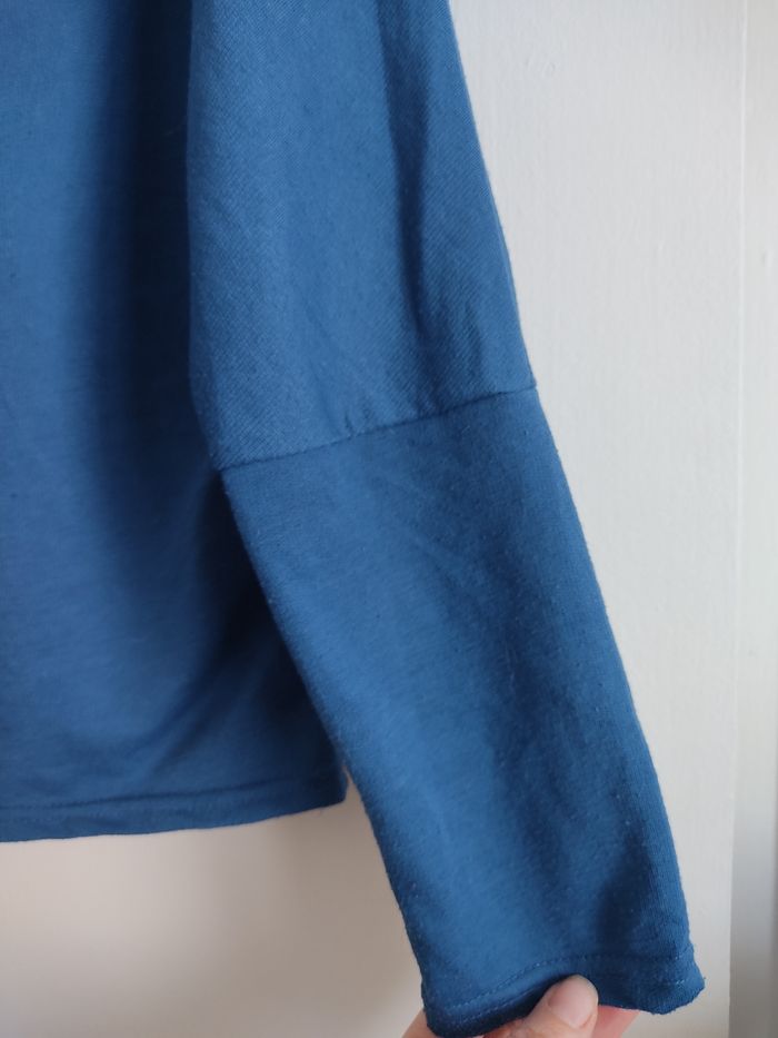 Pull bleu - photo numéro 3