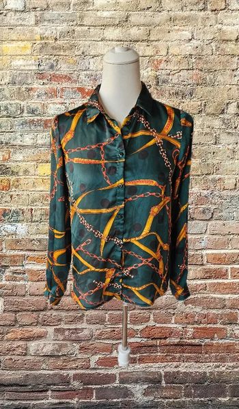 Chemise satinee avec ses chaines imprimée, Camaïeu, taille 40