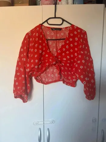 Crop top Zara taille 34