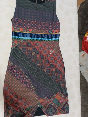 Robe femme sans manche Desigual taille S style rétro vintage cintrée