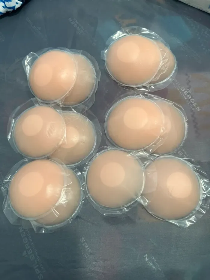 Boîte de 12 cachés tétons - photo numéro 3