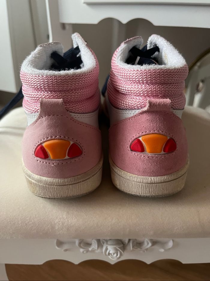 Baskets montantes fille ado Ellesse T39 TBE 👟 - photo numéro 3
