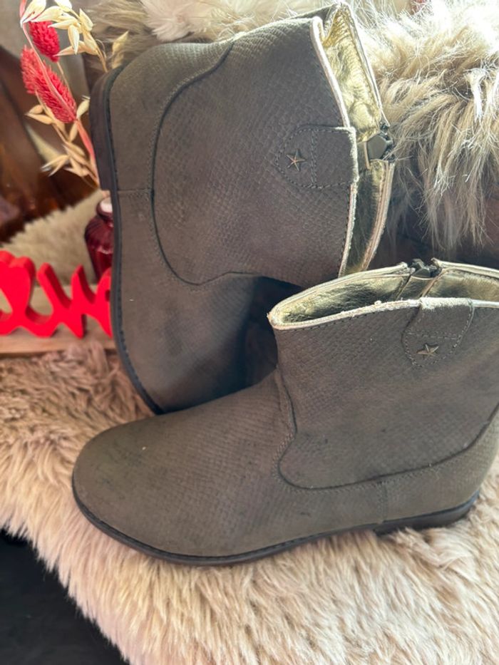 Bottines kaki neuve en taille 37