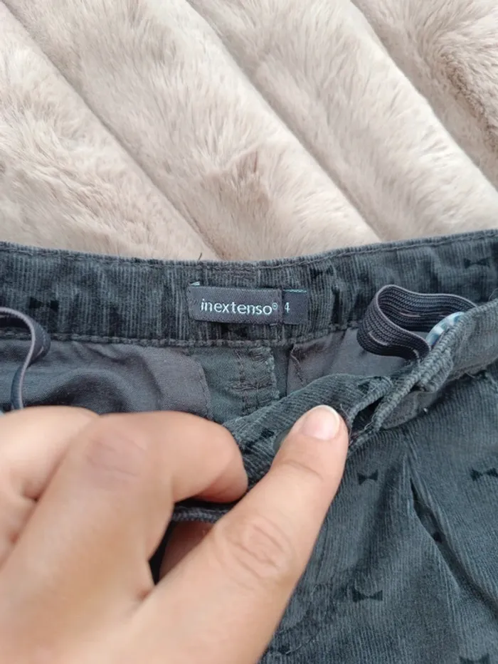 🔸 Magnifique Short Noir en Velours côtelé Fille In Extenso 4 ans🔸 - photo numéro 2