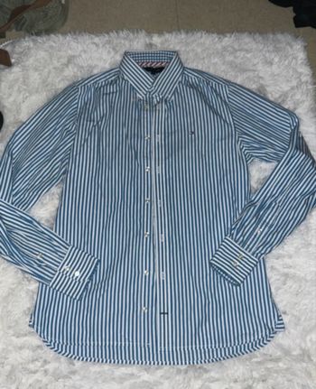 Chemise tommy hilfiger très bonne état 