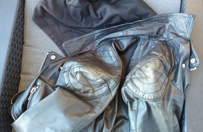 Blouson en cuir noir Redskins - photo numéro 9