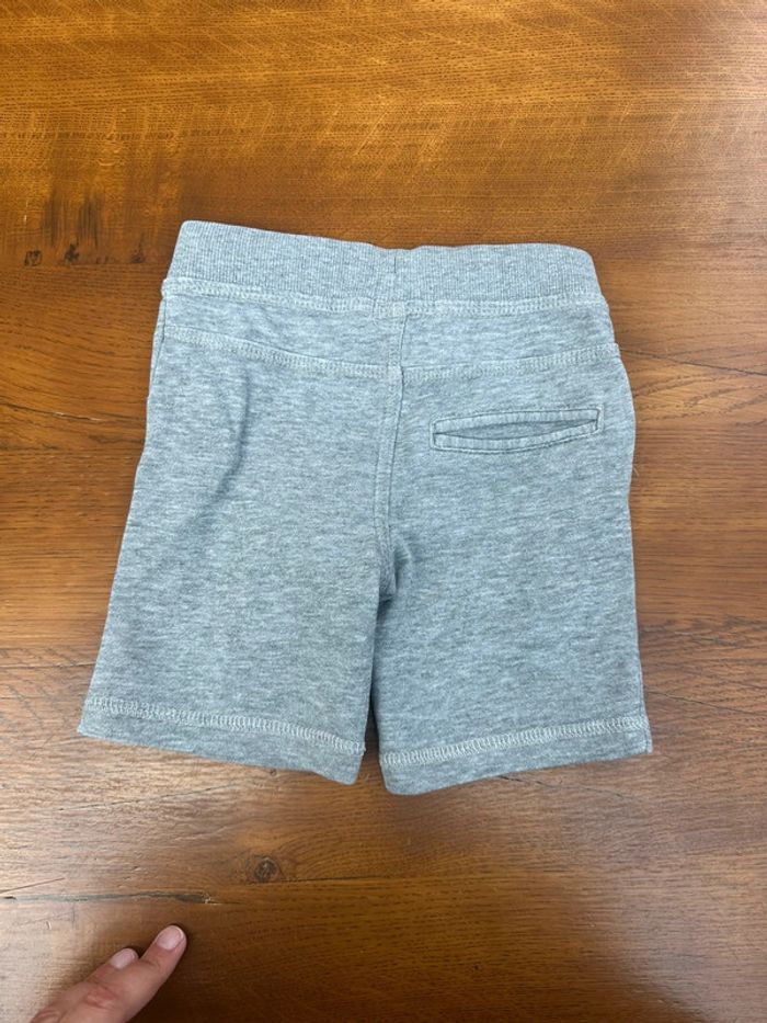 Short gris orchestra 2 ans - photo numéro 3